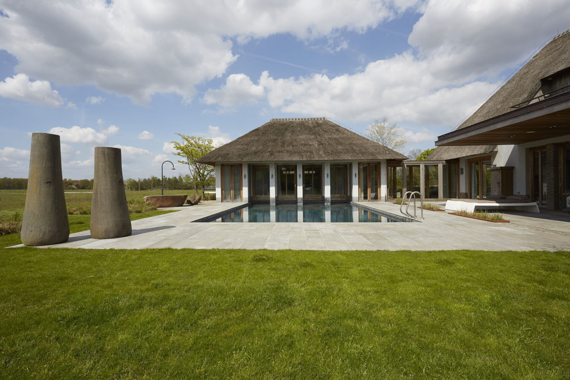 poolhouse in achtertuin