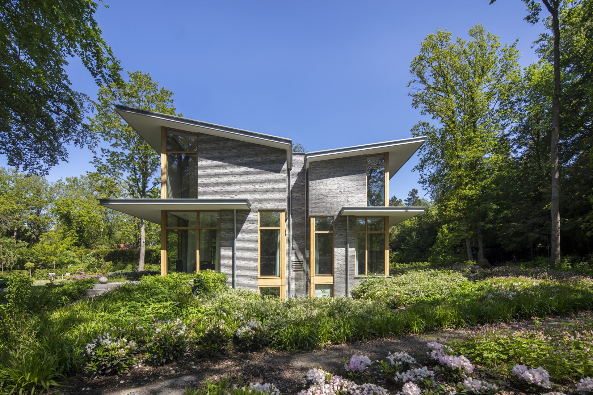 Zijaanzicht villa kleine vos