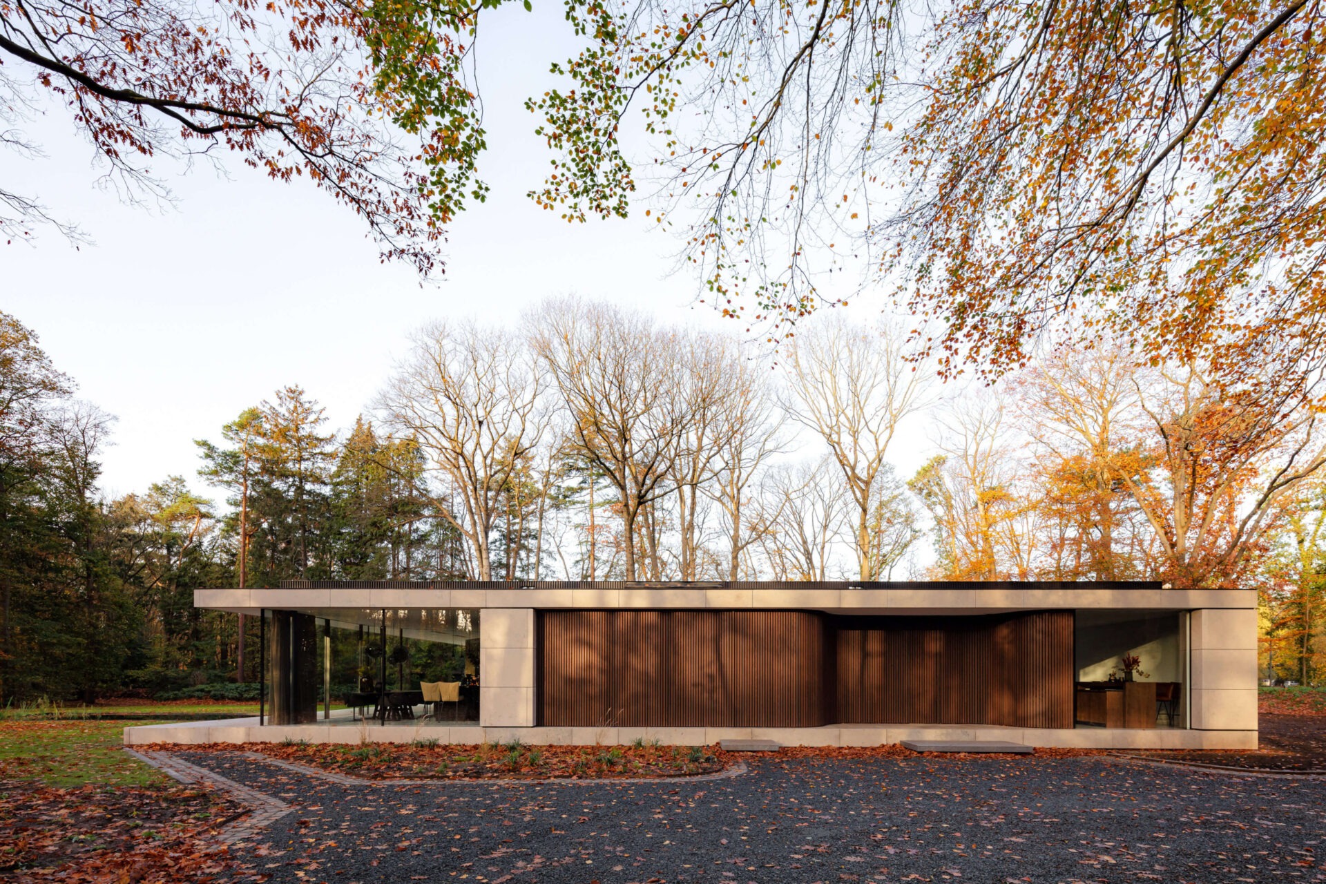 Zijaanzicht villa jm