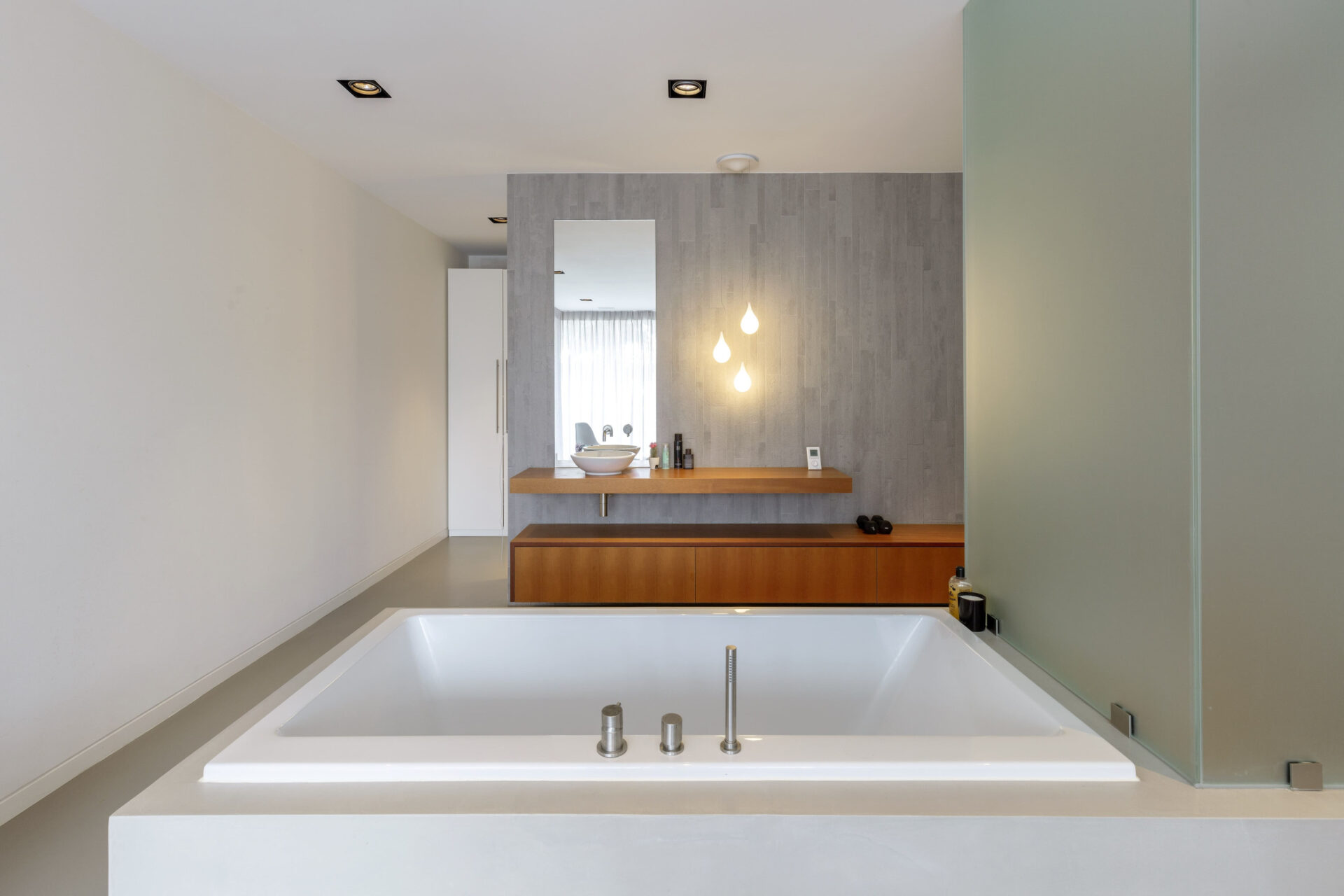 Badkamer aan de binnenzijde van Villa Kerckebosch