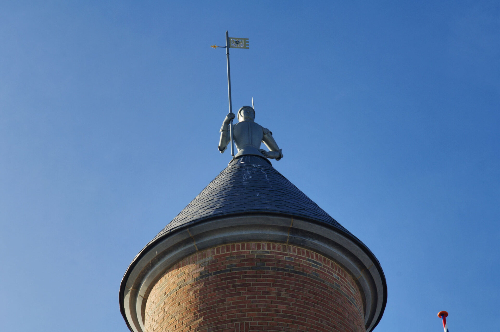 Detail foto van de toren van het Landhoofd